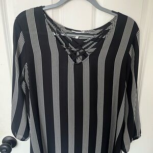 Maurice’s Black & White Striped Blouse XL